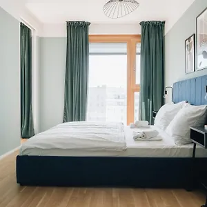 https://decorous-cozy-city-view-suite.vienna-besthotels.com
